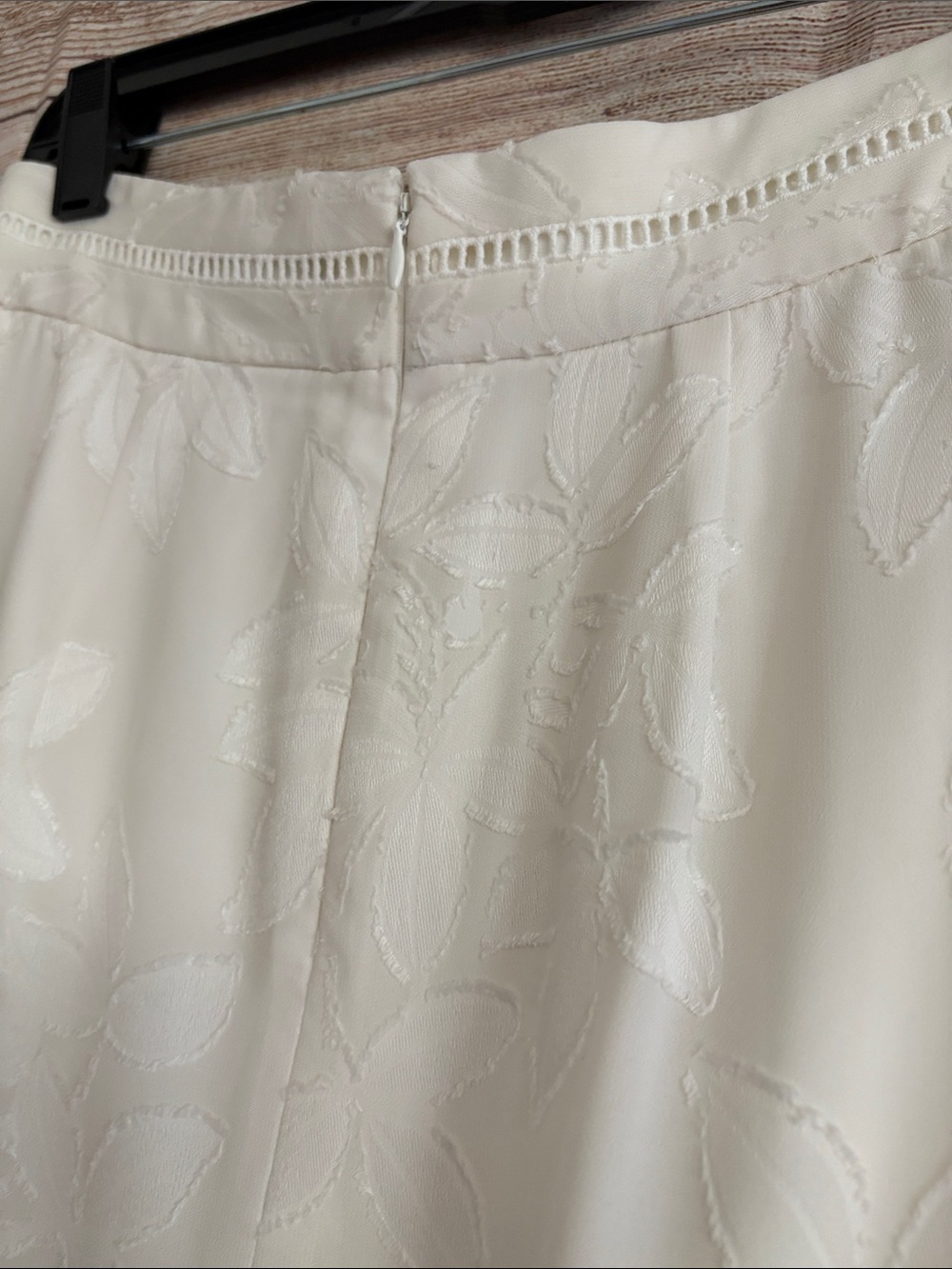 Ann Taylor Floral Embroidered A-Line Skirt - Picture 10 of 11
